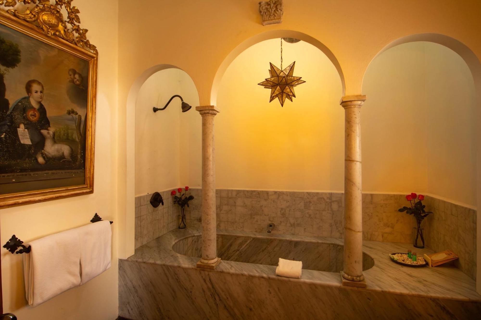 Superior King Suite